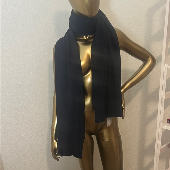 Canada Goose Navy Wool Scarf NWT - Picture 1 of 5